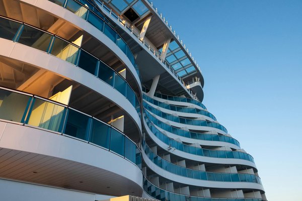 Discover the Best UK Cruises for Unique Birdwatching Adventures along the River Severn